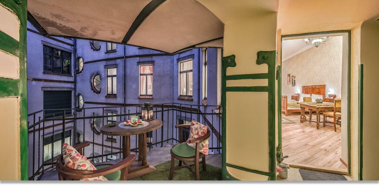 Budapest Art Nouveau Apartment Exterior photo